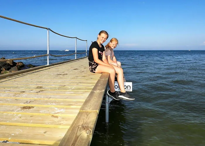 Σπίτι διακοπών 6 Person On A In Sæby